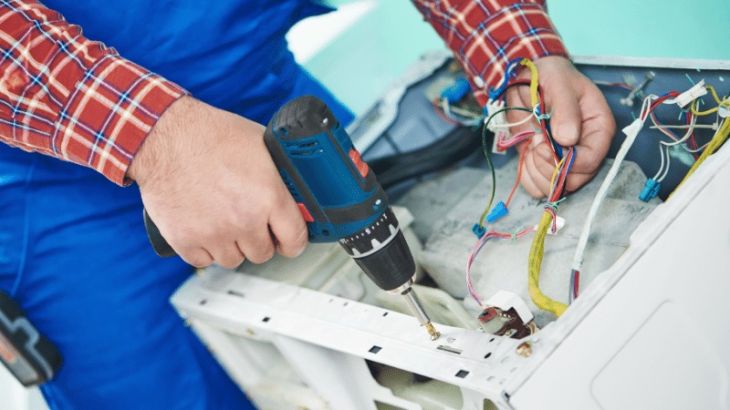 Alaşehir Gorenje Gorenje çamaşır makinesi kart tamiri – Su almama arızası orijinal parça ile giderildi. - Teknik servis örneği